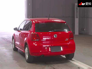 VOLKSWAGEN POLO 2016