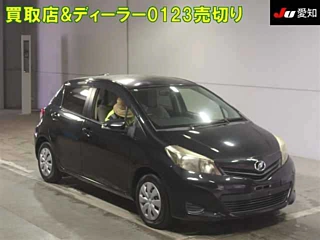 TOYOTA VITZ 2011