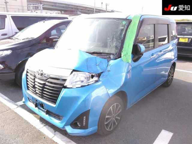 TOYOTA ROOMY 2017