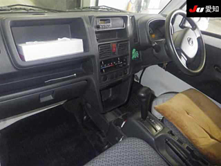 NISSAN CLIPPER TRUCK 2015