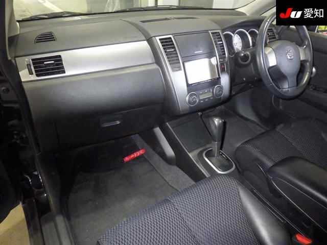 NISSAN TIIDA 2008