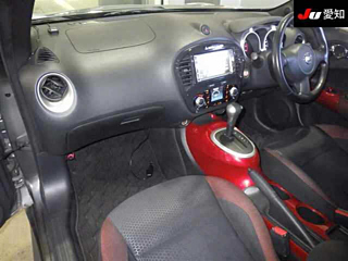 NISSAN JUKE 2011