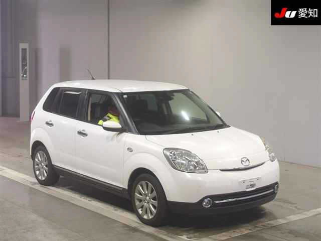 MAZDA VERISA 2012