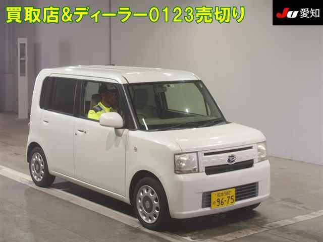 DAIHATSU MOVE CONTE 2013
