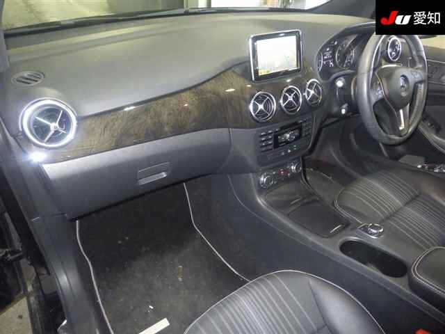 MERCEDES BENZ B CLASS 2012