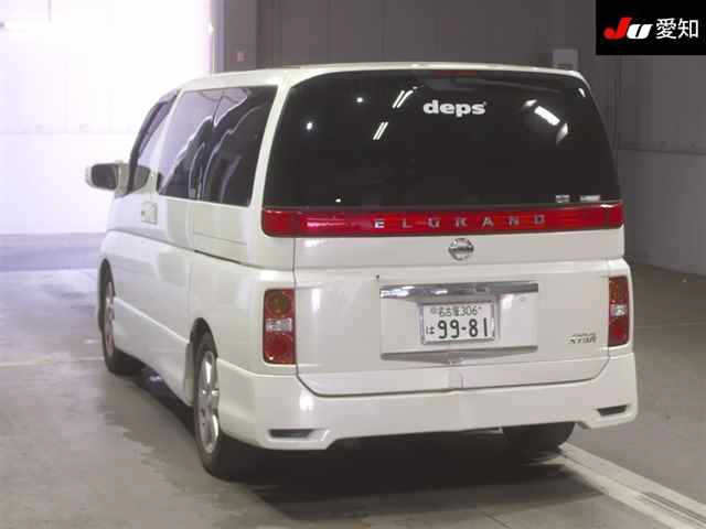 NISSAN ELGRAND 2009