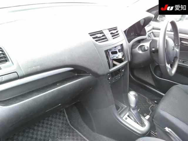 SUZUKI SWIFT 2015