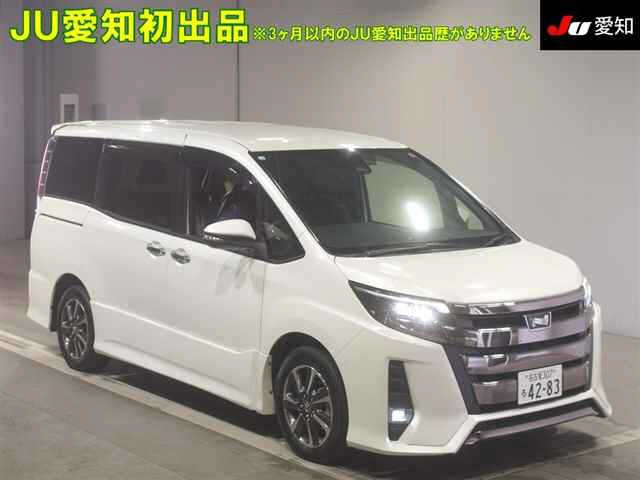 TOYOTA NOAH 2018