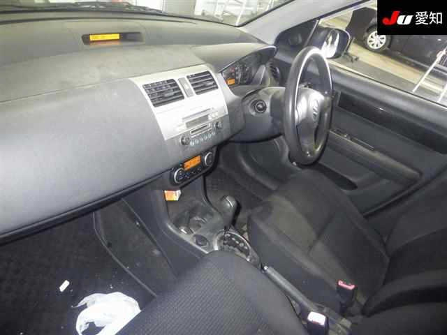 SUZUKI SWIFT 2010