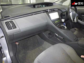 TOYOTA PRIUS 2011