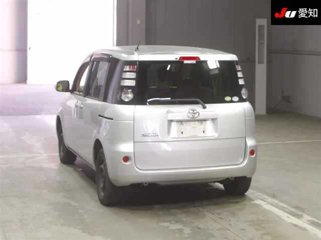 TOYOTA SIENTA 2008
