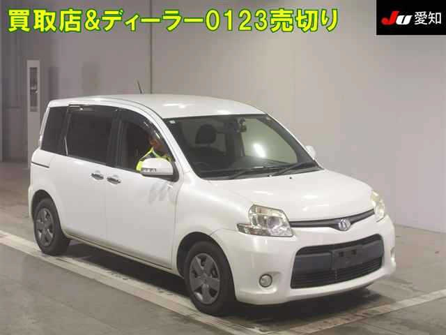 TOYOTA SIENTA 2012