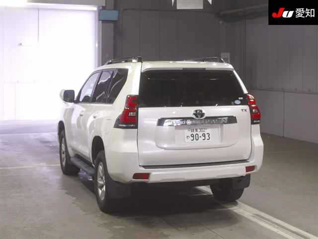 TOYOTA LAND CRUISER PRADO 2017