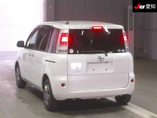 TOYOTA SIENTA 2012