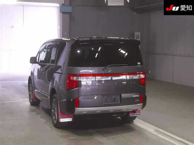 MITSUBISHI DELICA D5 2020