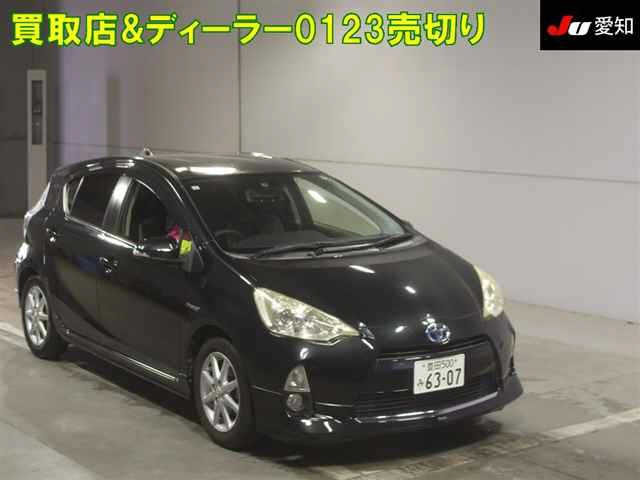 TOYOTA AQUA 2013