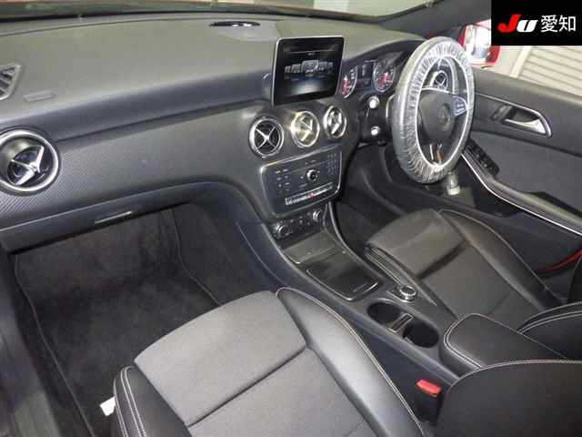 MERCEDES BENZ A CLASS 2017