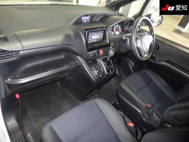 TOYOTA NOAH 2020