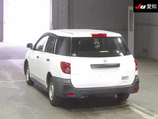 NISSAN AD 2011