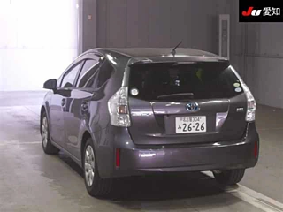 TOYOTA PRIUS ALPHA 2013