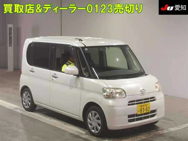 DAIHATSU TANTO 2013