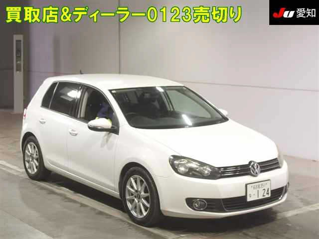 VOLKSWAGEN GOLF 2010