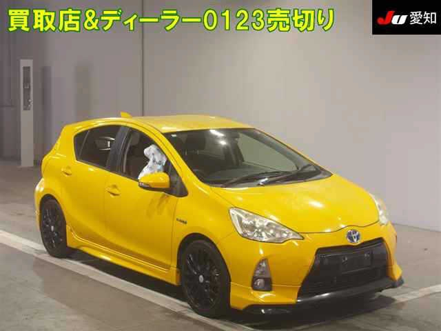 TOYOTA AQUA 2012