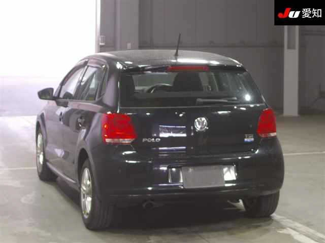 VOLKSWAGEN POLO 2012