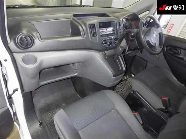 NISSAN NV200 2014