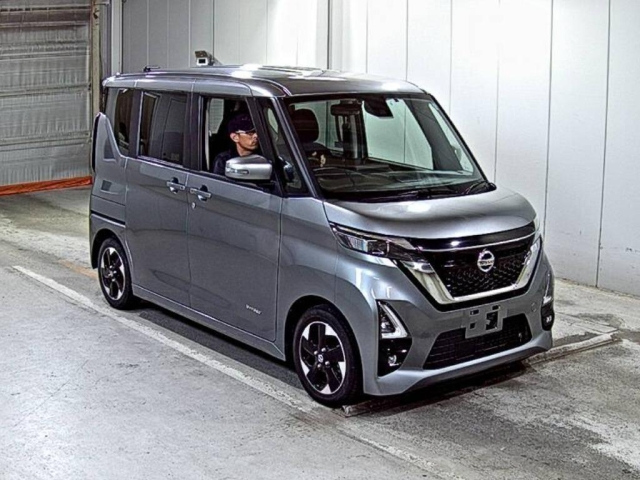 NISSAN ROOX 2022