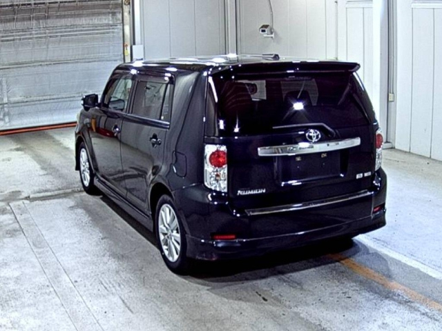 TOYOTA COROLLA RUMION 2015