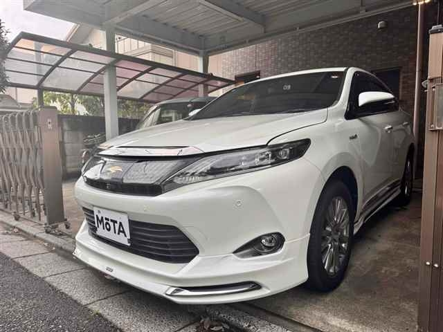 TOYOTA HARRIER 2014