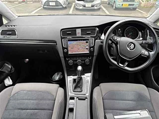 VOLKSWAGEN GOLF VARIANT 2015