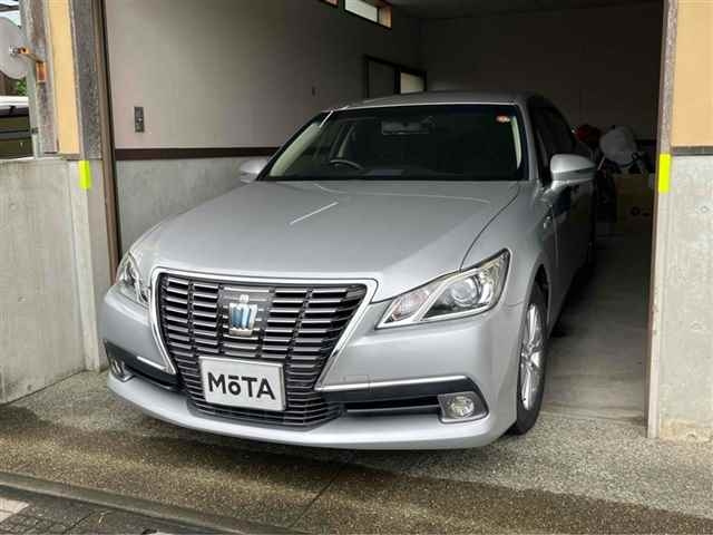 TOYOTA CROWN 2013