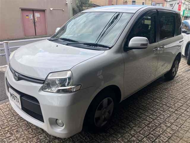 TOYOTA SIENTA 2012