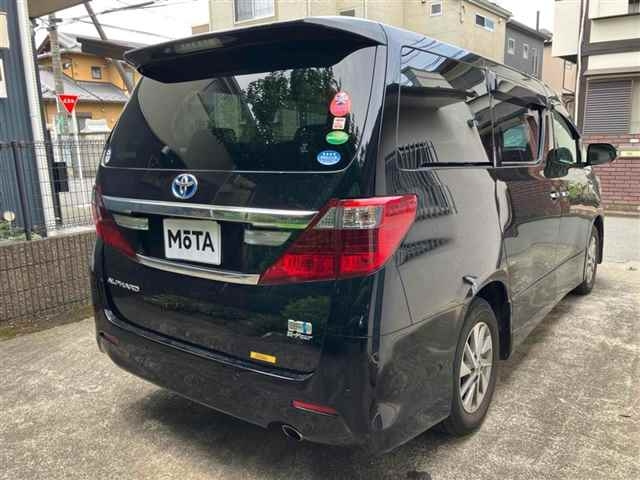 TOYOTA ALPHARD 2013