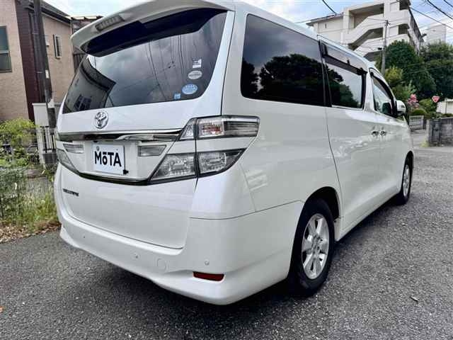 TOYOTA VELLFIRE 2012