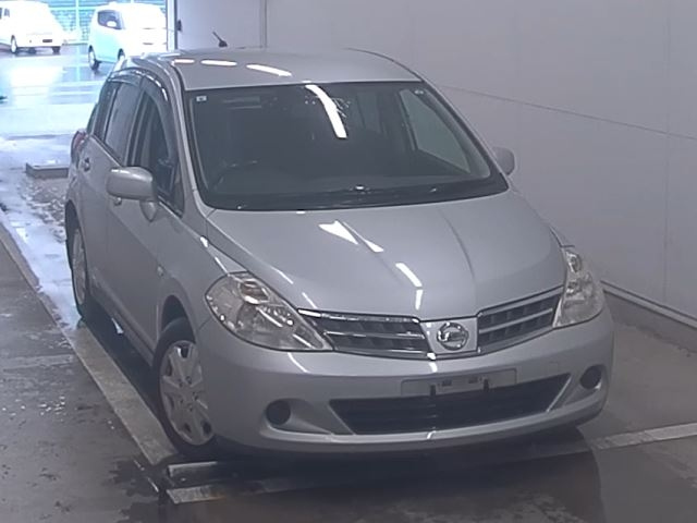 NISSAN TIIDA 2009