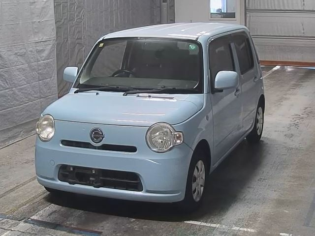DAIHATSU MIRA 2010