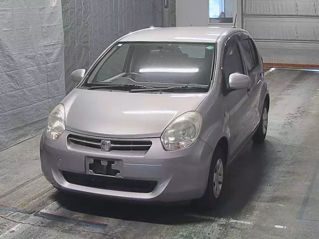 TOYOTA PASSO 2010