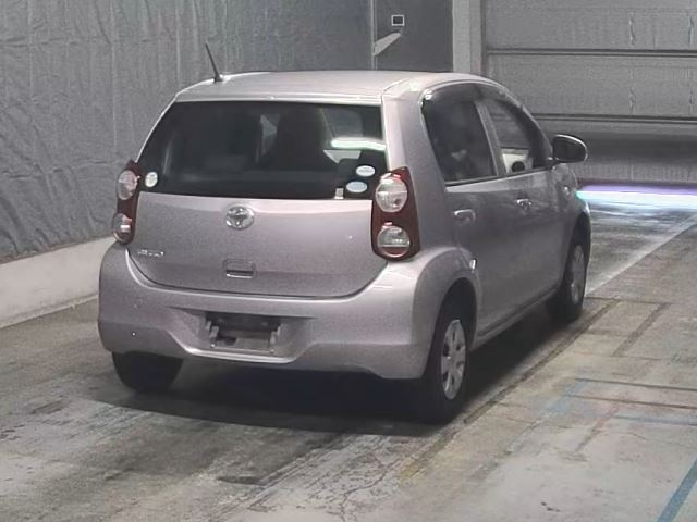 TOYOTA PASSO 2010