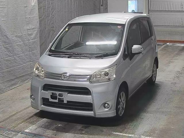 DAIHATSU MOVE 2012