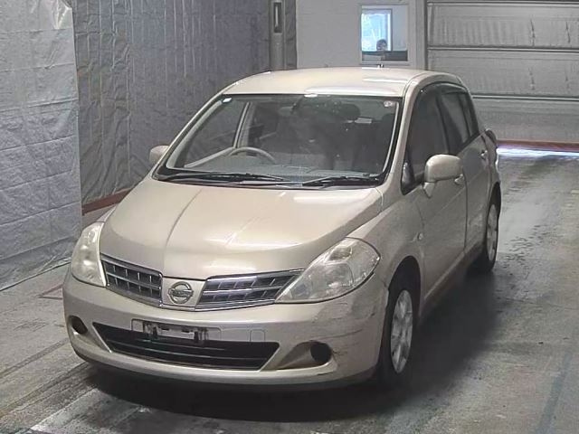 NISSAN TIIDA 2008
