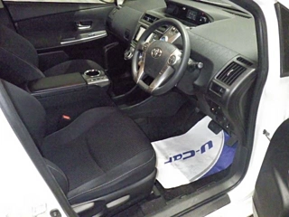 TOYOTA PRIUS ALPHA 2020