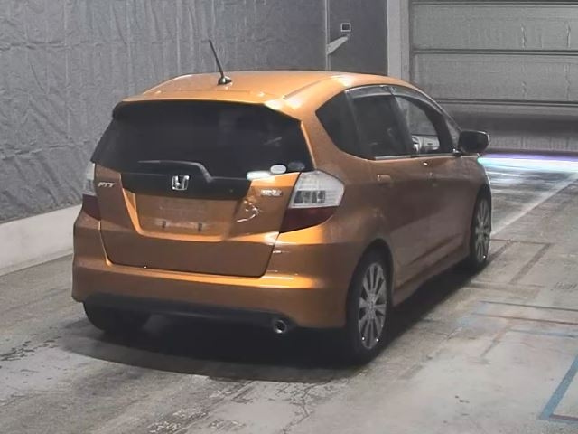 HONDA FIT 2010