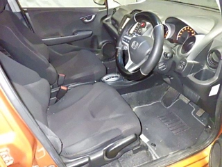HONDA FIT 2010