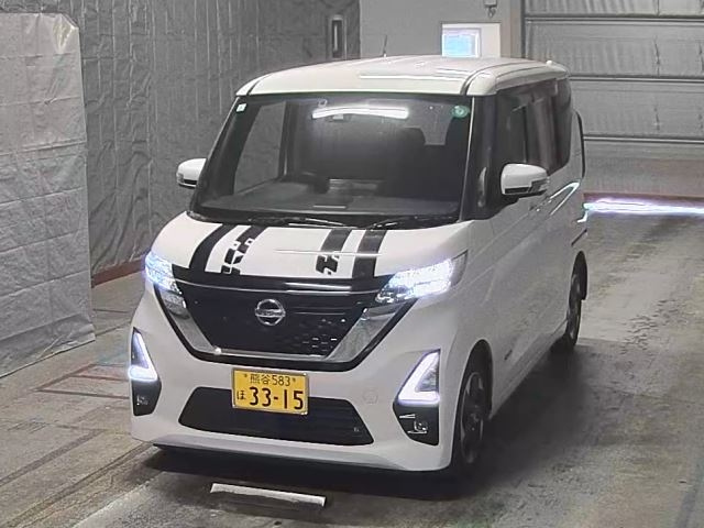 NISSAN ROOX 2021