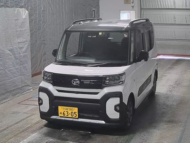 DAIHATSU TANTO 2022