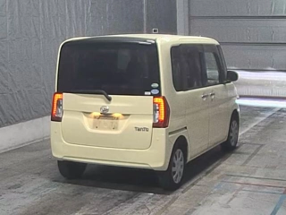 DAIHATSU TANTO 2018