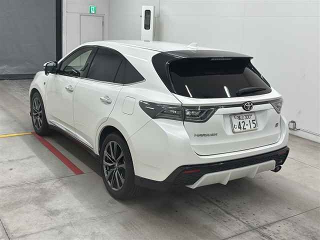 TOYOTA HARRIER 2018